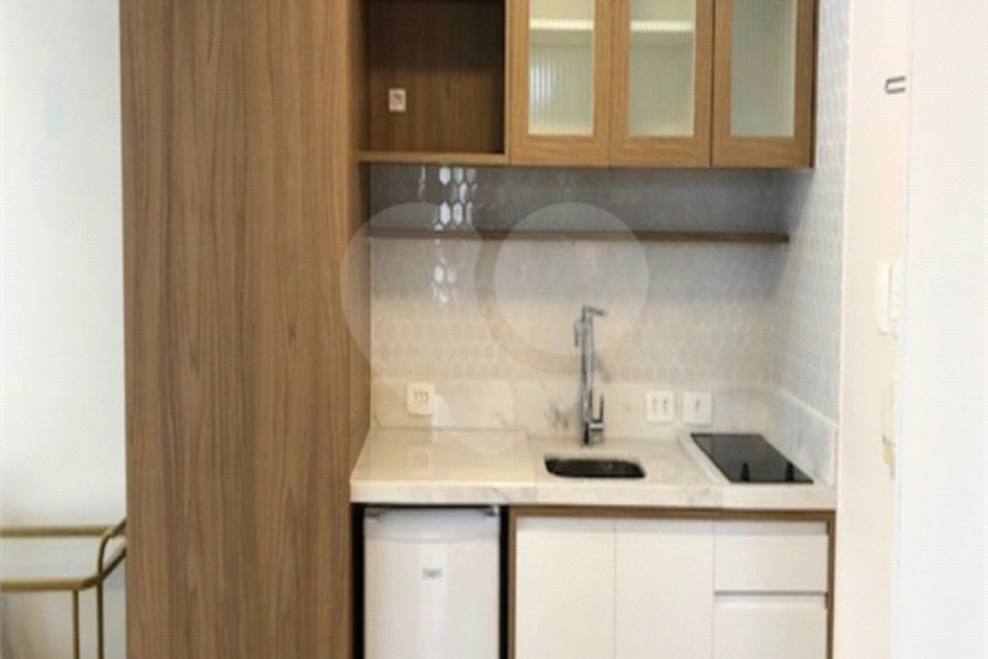 Flat à venda com 1 suíte em Santana, São Paulo, SP