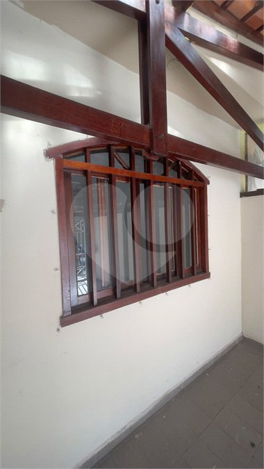 Sobrado à venda com 4 quartos, sendo 1 suíte,  em Jardim Ester Yolanda, São Paulo, SP