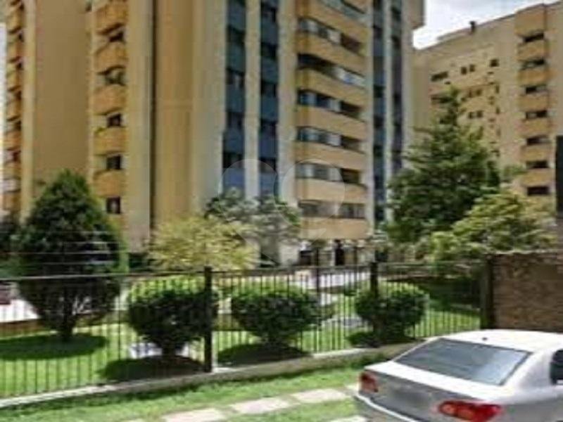 Apartamento à venda com 3 quartos, sendo 1 suíte,  em Vila Suzana, São Paulo, SP