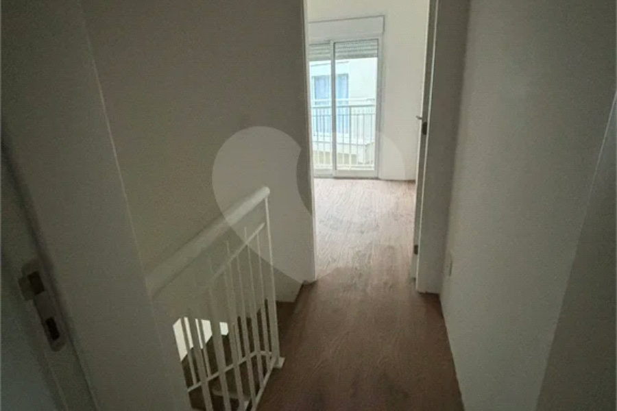 Casa à venda com 2 suítes no condomínio Cântaros da Serra, São Paulo - SP