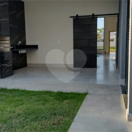 Casa à venda com 3 quartos, sendo 1 suíte,  no condomínio Terras do Vale, Caçapava - SP