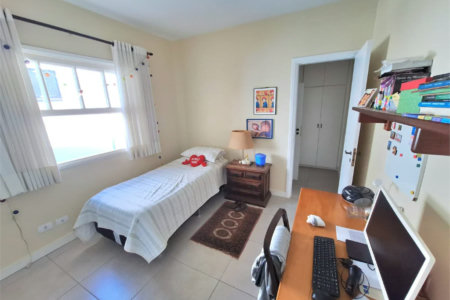 Casa à venda com 5 quartos, sendo 3 suítes, em Brooklin Paulista, São Paulo, SP