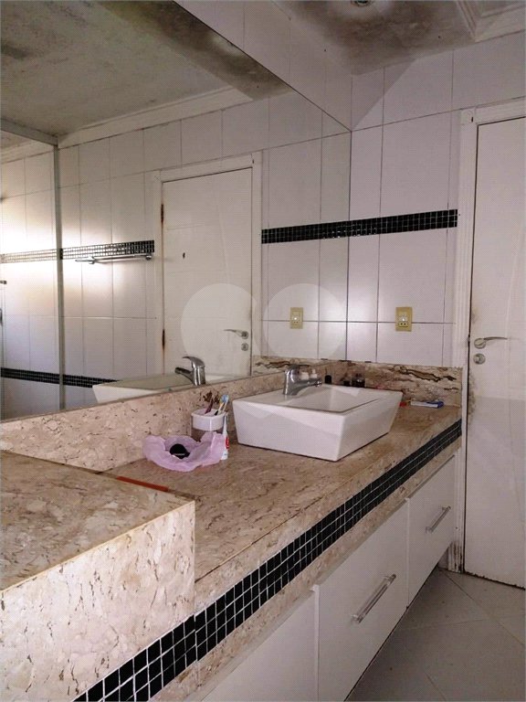 Casa à venda com 8 quartos, sendo 4 suítes, em Santa Inês, Mairiporã, SP