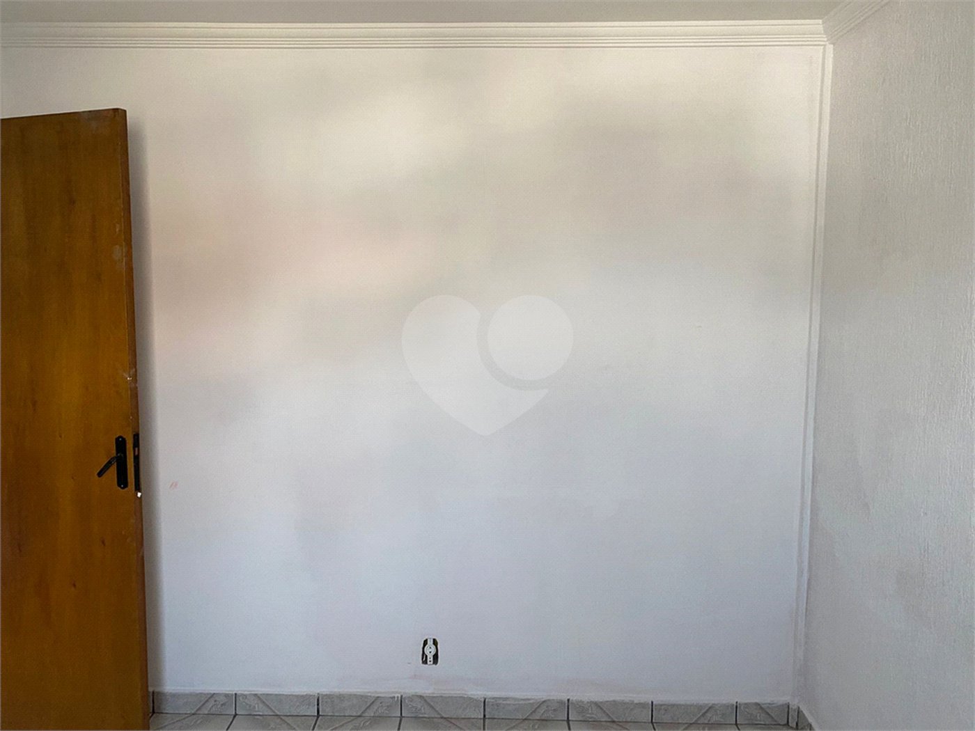 Apartamento para alugar com 2 quartos em Jardim Adriane, Itaquaquecetuba, SP