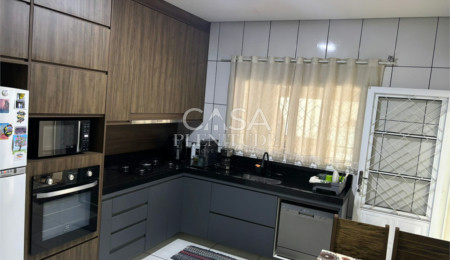 Casa à venda com 1 suíte em Parque São Bento, Sorocaba, SP