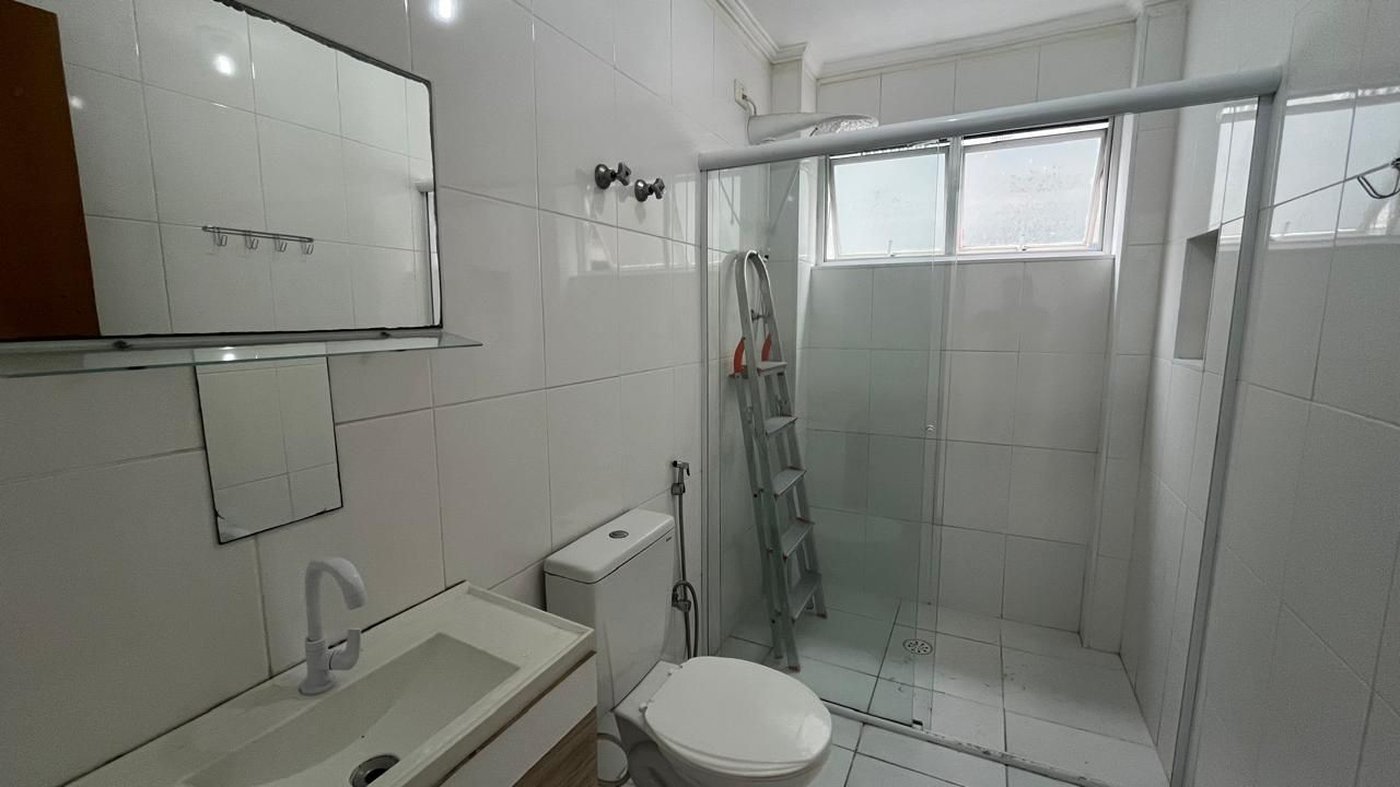 Apartamento com 2 dormitórios à venda, 90 m² por R$ 560.000,00 - Gonzaga - Santos/SP