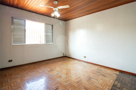 Sobrado à venda com 3 quartos em Vila Cruzeiro, São Paulo, SP
