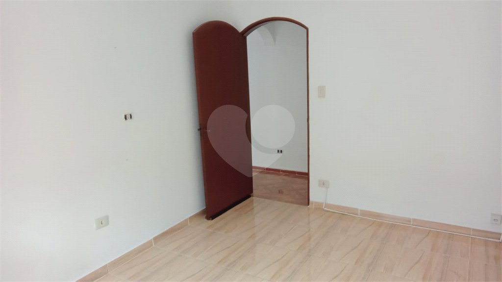 Casa Térrea à venda com 3 quartos, sendo 1 suíte, em Vila Irmãos Arnoni, São Paulo, SP