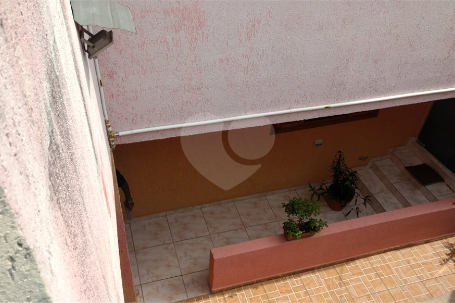 Sobrado à venda com 3 quartos, sendo 1 suíte, em Parada Inglesa, São Paulo, SP