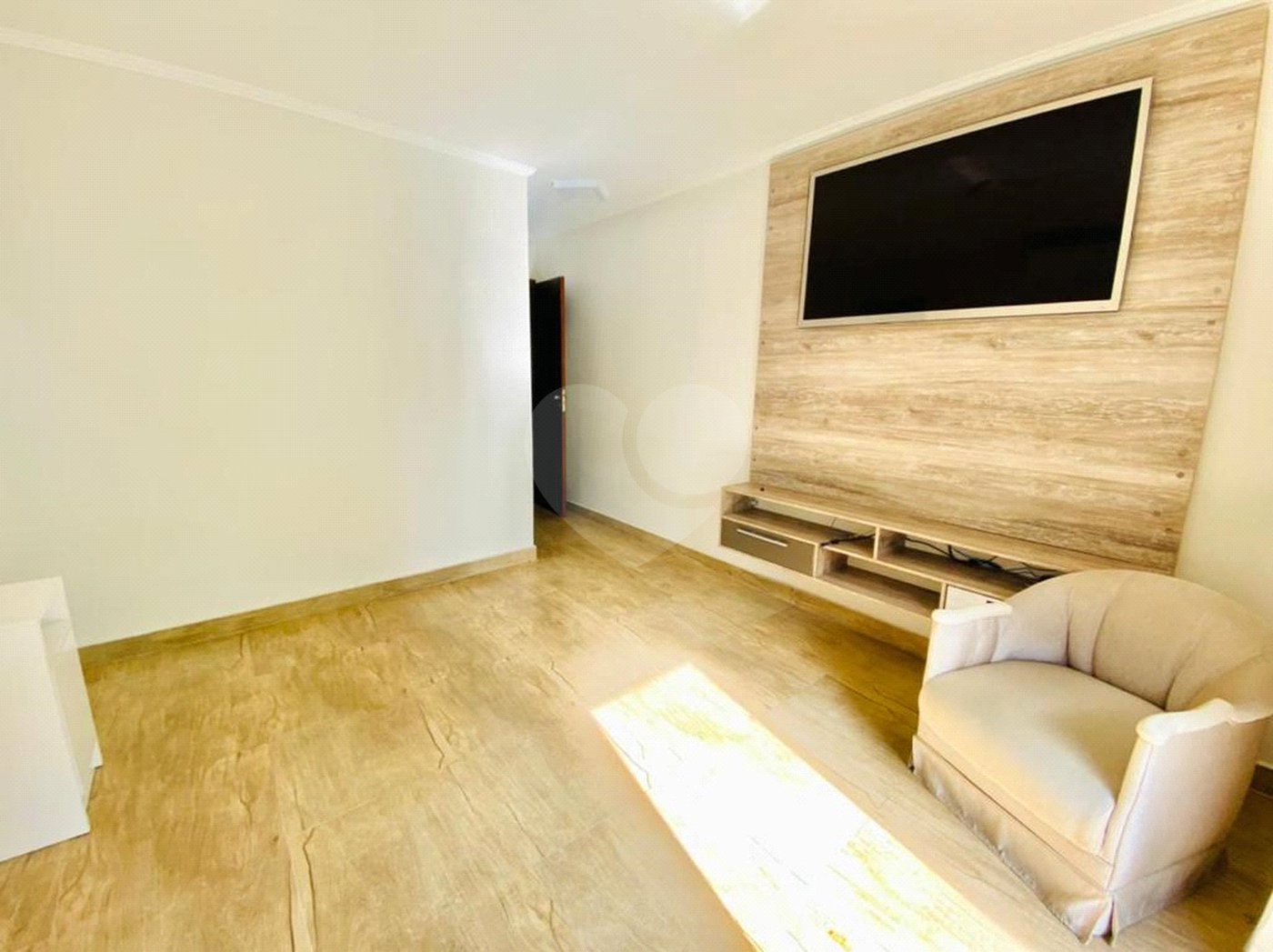 Sobrado à venda com 3 quartos, sendo 1 suíte, em Tremembé, São Paulo, SP