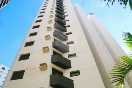 Apartamento para alugar com 3 quartos, sendo 1 suíte, em Brooklin, São Paulo, SP