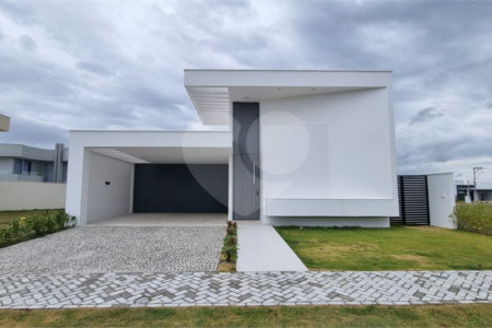 Casa à venda com 3 suítes em Ogiva, Cabo Frio, RJ