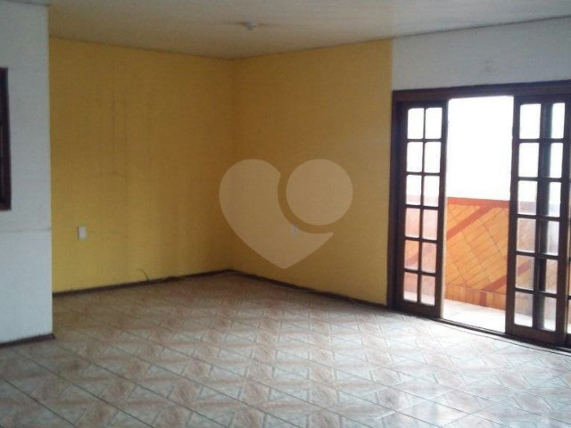 Casa Térrea à venda com 5 quartos, sendo 1 suíte,  em Imirim, São Paulo, SP