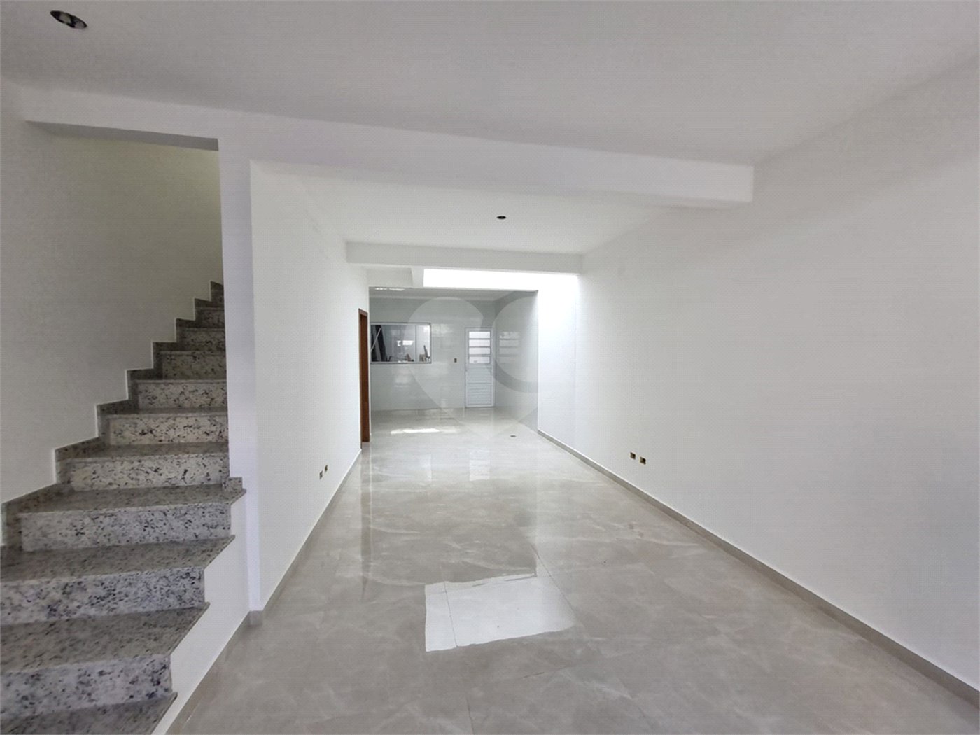 Sobrado à venda com 3 quartos, sendo 1 suíte, em Tucuruvi, São Paulo, SP
