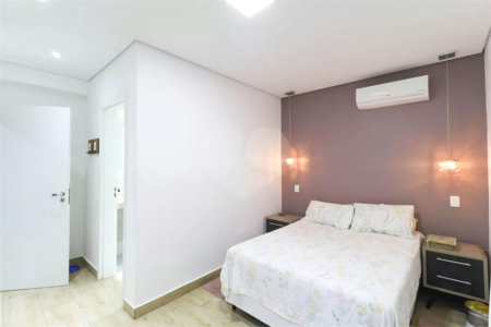 Casa à venda com 4 suítes no condomínio Residencial Cantareira, São Paulo - SP