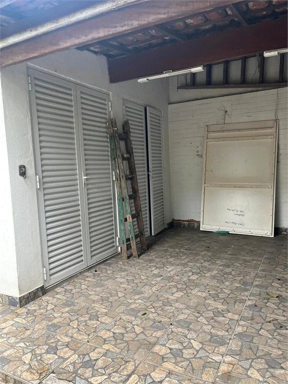 Casa à venda com 5 quartos, sendo 3 suítes, em Jardim Bonfiglioli, São Paulo, SP
