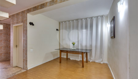 Sobrado à venda com 5 quartos, sendo 3 suítes,  em Jardim Marajoara, São Paulo, SP