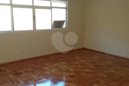 Casa à venda com 3 quartos, sendo 1 suíte, em Vila Prudente de Moraes, Itatiba, SP