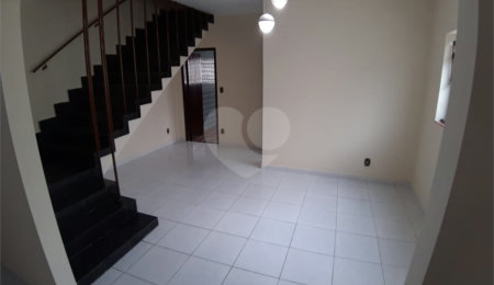 Casa à venda com 3 quartos, sendo 1 suíte,  em Vila Gomes, São Paulo, SP