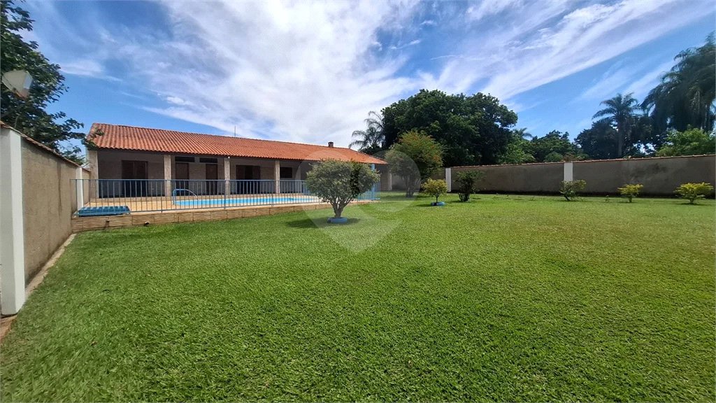 Chácara à venda – Excelente oportunidade dentro da cidade para investir ou para morar!