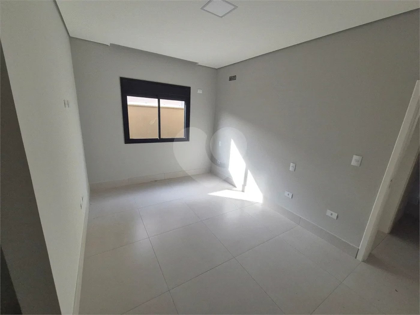 Casa à venda com 3 suítes no condomínio Villa D'aquila, Piracicaba - SP
