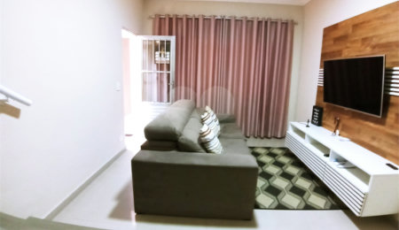 Sobrado à venda com 3 quartos no Brasilândia, São Paulo, SP