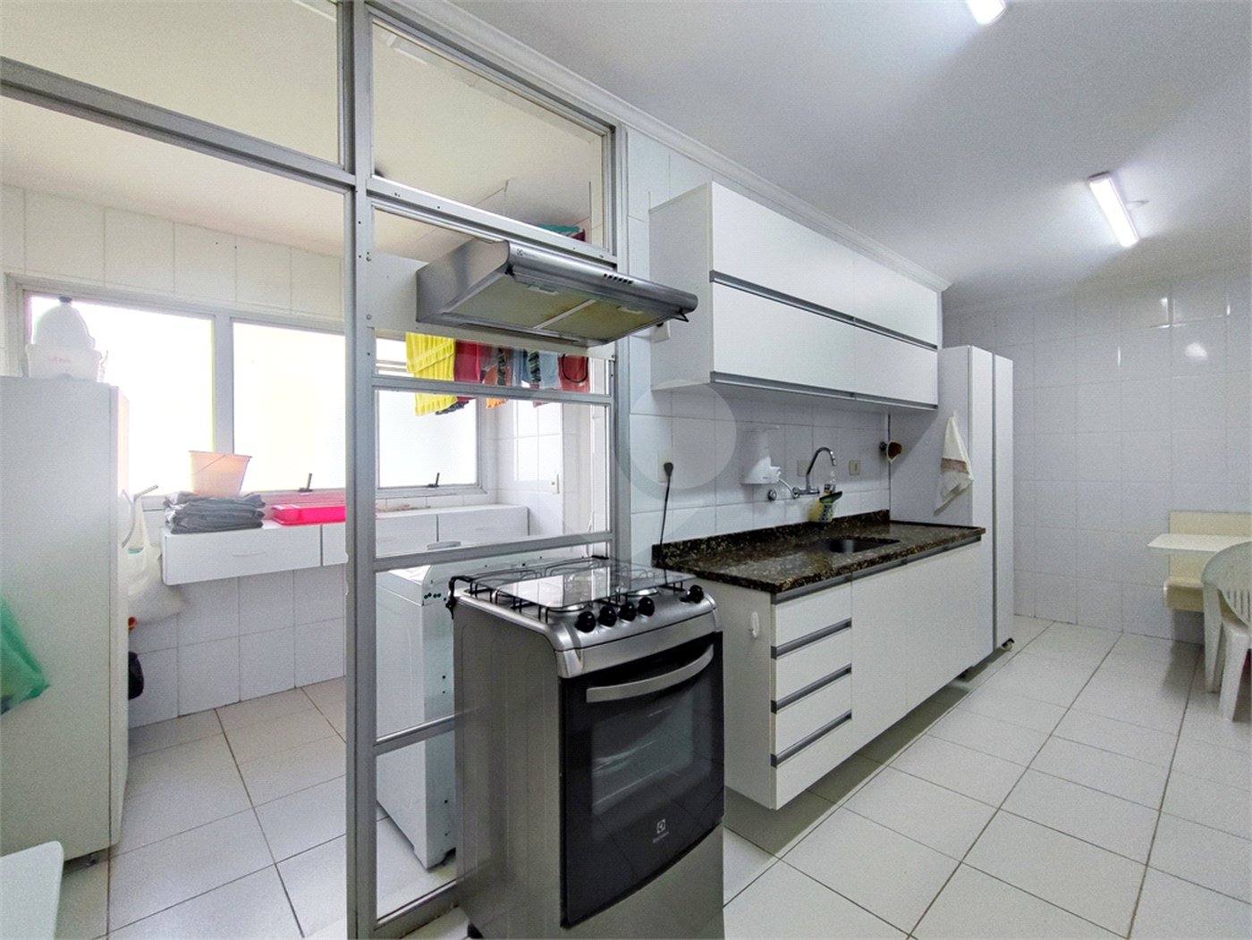 Apartamento à venda com 3 quartos, sendo 1 suíte, em Alto da Boa Vista, São Paulo, SP