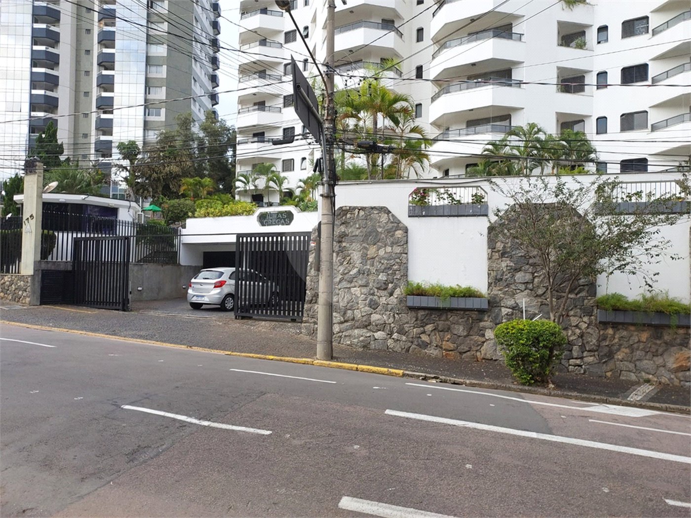 Apartamento à venda com 4 quartos, sendo 2 suítes,  no Centro, Jundiaí, SP