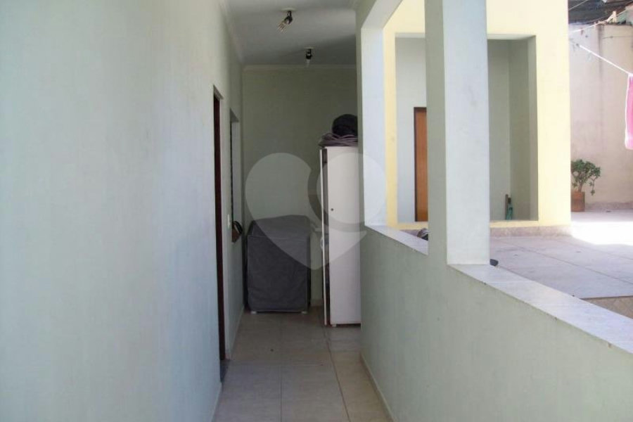 Sobrado à venda com 5 quartos, sendo 1 suíte, em Tremembé, São Paulo, SP