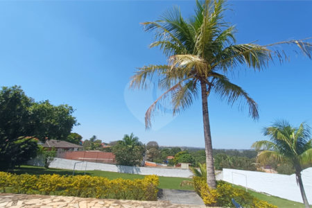 Casa à venda com 3 quartos, sendo 1 suíte, no condomínio Santa Inês, Itu - SP