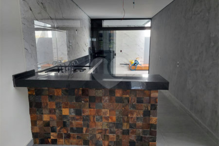 Casa à venda com 3 quartos, sendo 1 suíte, no condomínio Horto Florestal Villagio, Sorocaba - SP