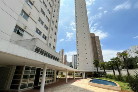 Apartamento à venda com 4 quartos, sendo 3 suítes, em Vila Andrade, São Paulo, SP