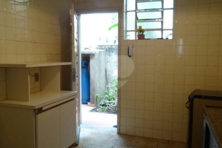 Casa Térrea à venda com 3 quartos em Jardim Paulistano, São Paulo, SP