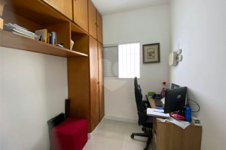 Sobrado à venda com 3 quartos, sendo 1 suíte,  em Vila Ipojuca, São Paulo, SP