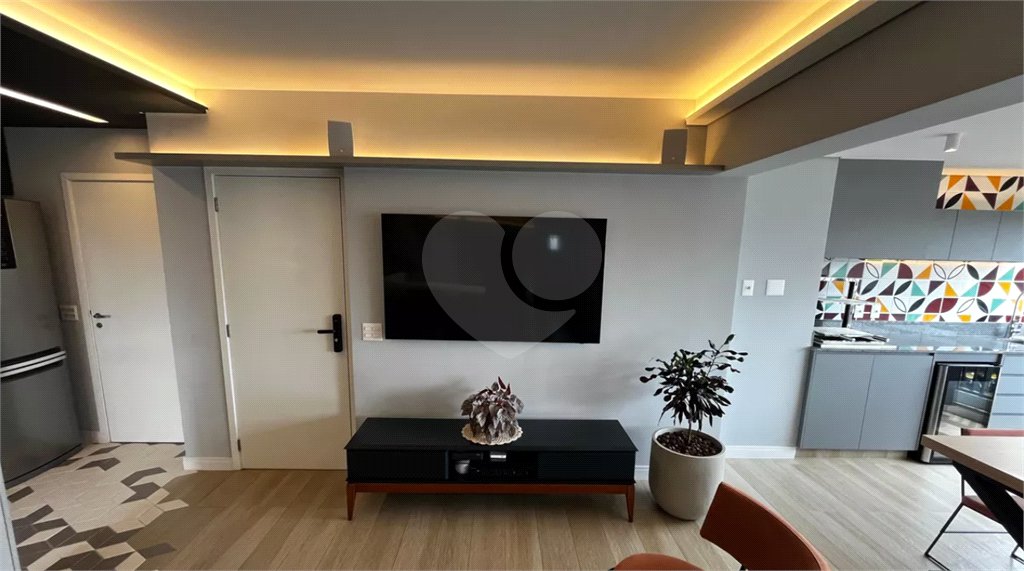 Apartamento à venda com 3 quartos, sendo 1 suíte,  em Jardim Pereira Leite, São Paulo, SP