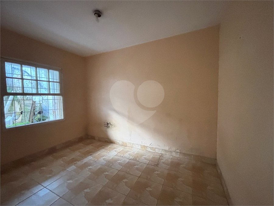 Sobrado à venda com 4 quartos em Vila Paulicéia, São Paulo, SP