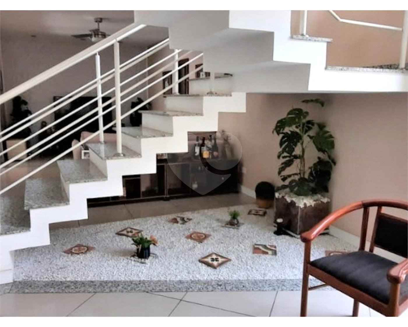Casa à venda com 5 quartos, sendo 4 suítes, em Água Fria, São Paulo, SP