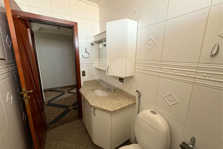 Apartamento disponível no Edifício Palladium no Centro de Piracicaba - SP.