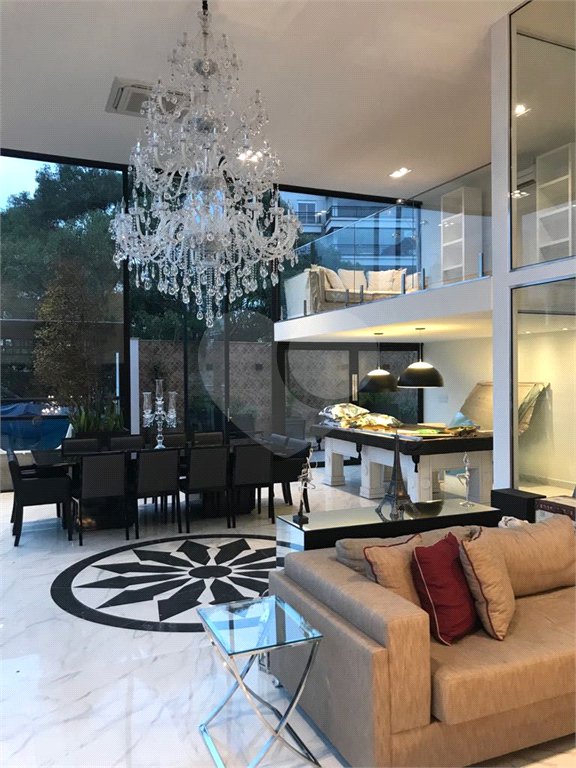 Cobertura à venda com 3 suítes em Jardim Vitória Régia, São Paulo, SP
