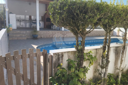 Chácara à venda com 6 quartos, sendo 1 suíte,  no Centro, Biritiba-mirim, SP