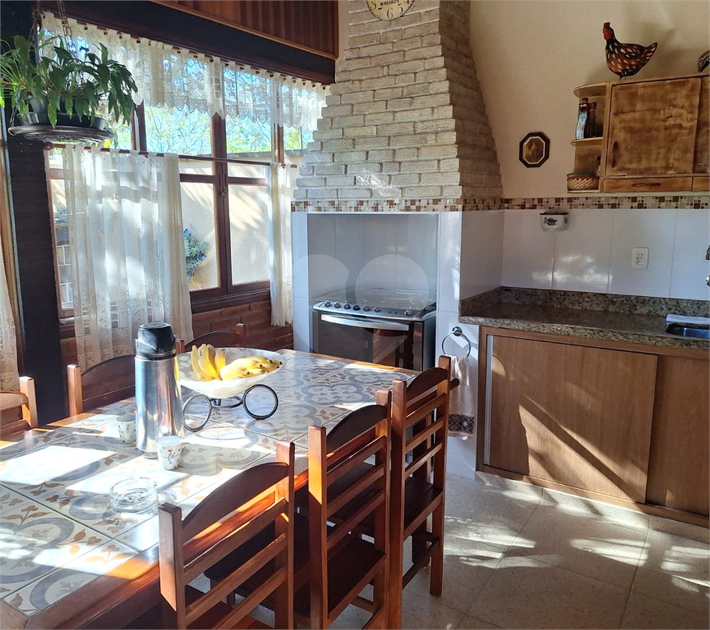 Casa em condomínio à venda com 4 quartos, sendo 2 suítes, no Centro, Bom Jesus dos Perdões, SP