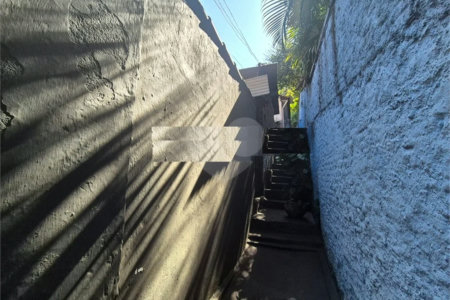 Casa à venda com 5 quartos, sendo 1 suíte, em Santana, São Paulo, SP