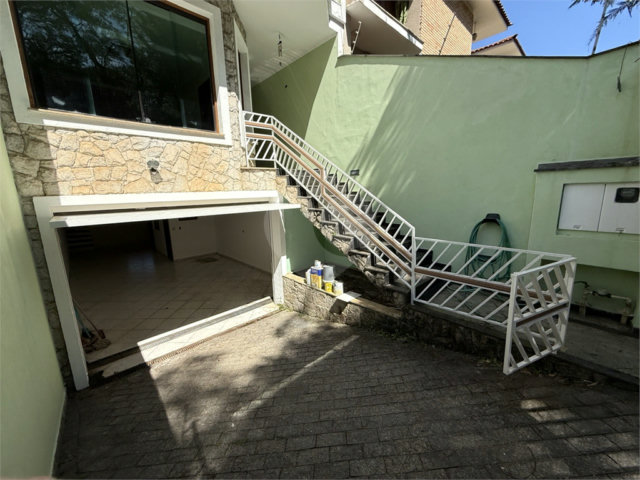 Sobrado à venda com 4 quartos, sendo 1 suíte,  em Tremembé, São Paulo, SP