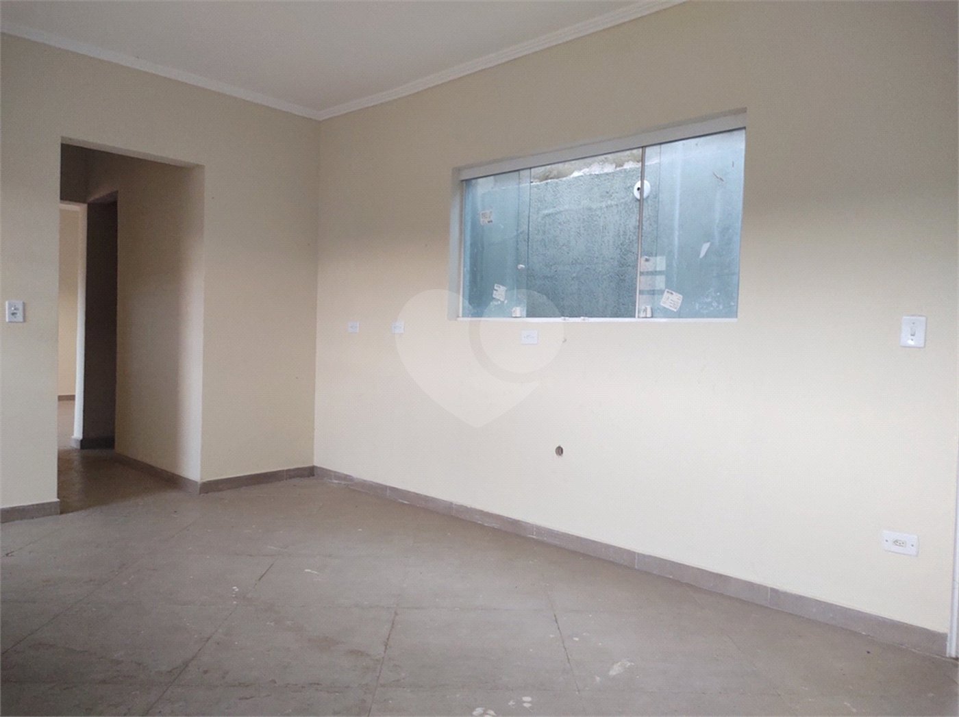 Sobrado à venda com 3 quartos, sendo 1 suíte, em Chácaras Maringá, Atibaia, SP