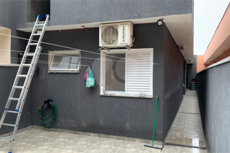 Sobrado à venda com 3 quartos, sendo 1 suíte,  em Mogi Moderno, Mogi das Cruzes, SP