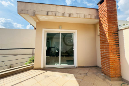Casa à venda com 4 quartos, sendo 3 suítes,  no condomínio Village Vert, Sorocaba - SP