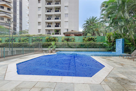Apartamento à venda com 3 quartos, sendo 2 suítes, em Campo Belo, São Paulo, SP