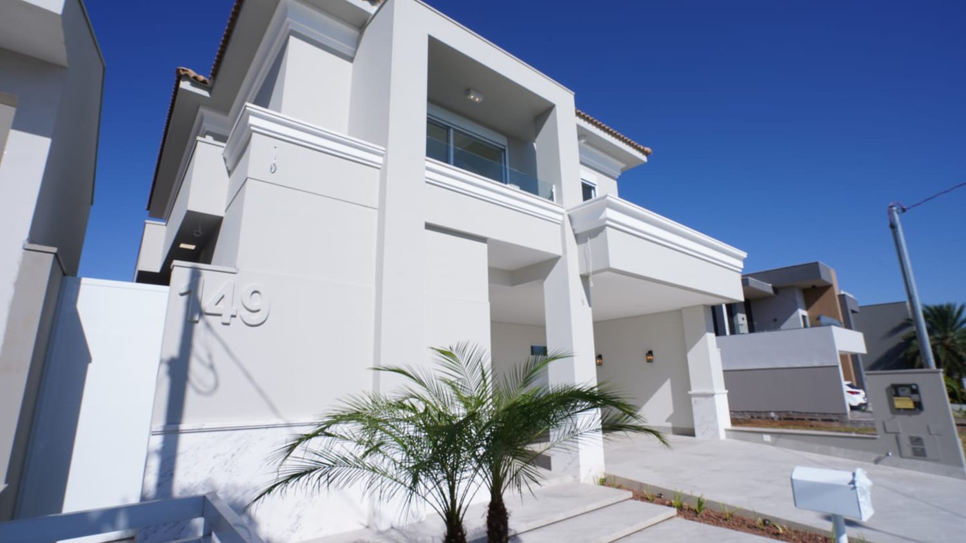 Casa à venda com 4 quartos, sendo 1 suíte, em Parque Residencial Mart Ville, Presidente Prudente, SP