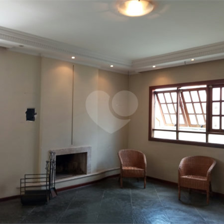Casa à venda com 3 quartos, sendo 1 suíte, em Vila Nivi, São Paulo, SP