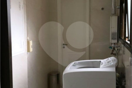 Apartamento à venda com 4 quartos, sendo 1 suíte, em Vila Monumento, São Paulo, SP